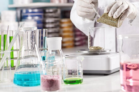 Analityczna charakterystyka wybranych research chemicals